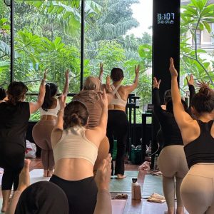 Mindful Vinyasa Yoga With Dinda - Sunday 08 Maret 19:15