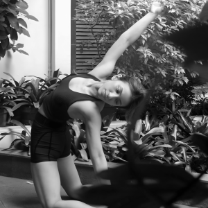Radiant Vinyasa Yoga with SUB Carissa
