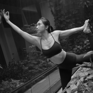 Afterglow Vinyasa Yoga with Sarah