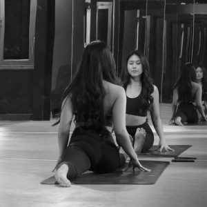 Afterglow Vinyasa Flow Yoga with Sofia